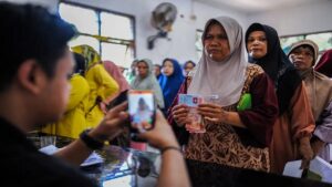 3 Bansos Cair Serentak Februari 2026, Cek Daftar Penerima dan Jadwal Pencairannya